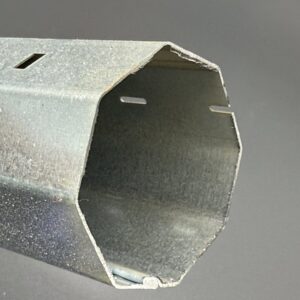 Axe hexagonal en acier galvanisé avec soudure extérieure